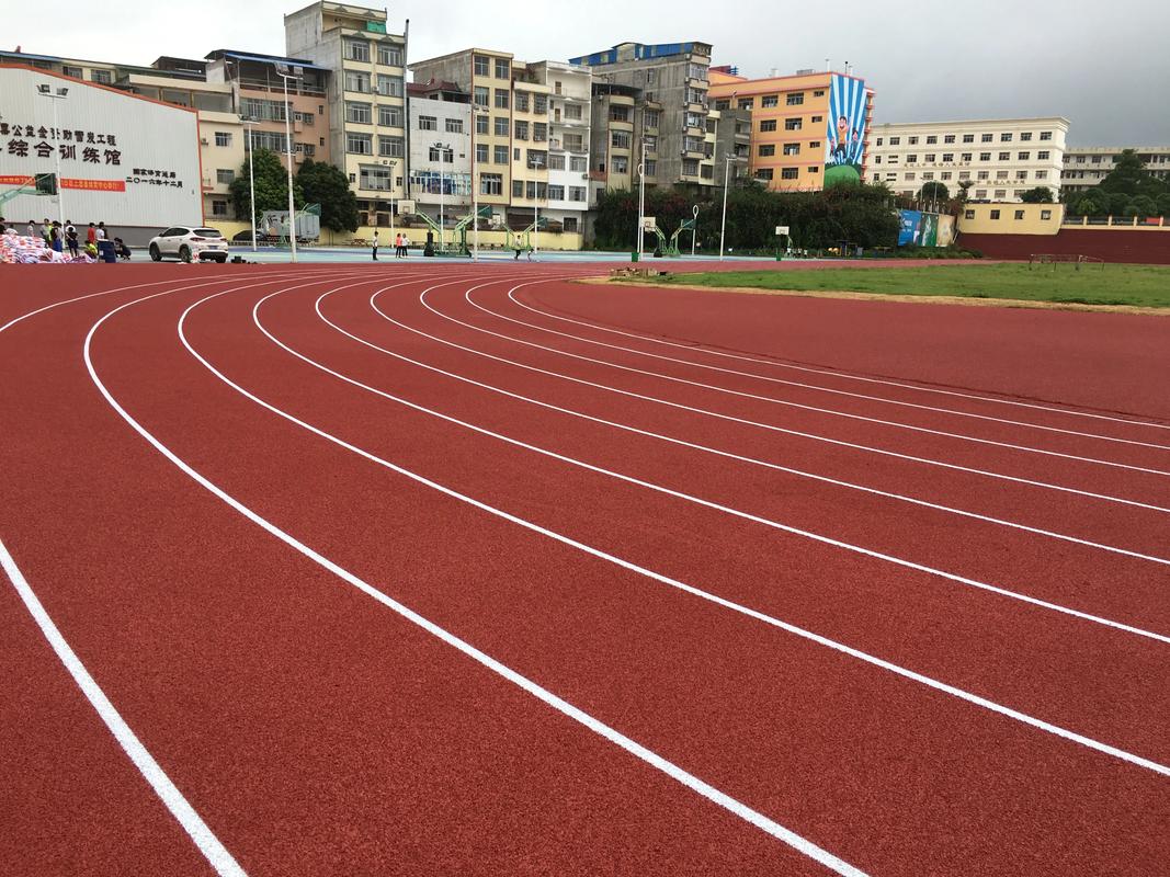 鹰潭市橡胶跑道塑胶跑道材料 - 方案